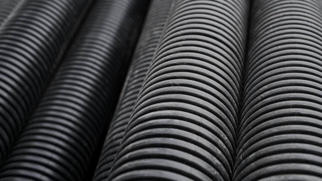 Tuyauteries et systèmes d’échappement : pourquoi faire confiance à un fabricant spécialisé ?