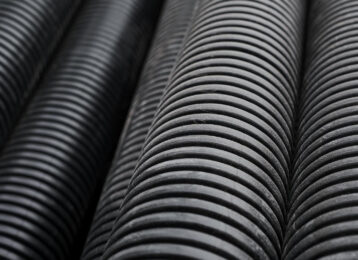 Tuyauteries et systèmes d’échappement : pourquoi faire confiance à un fabricant spécialisé ?